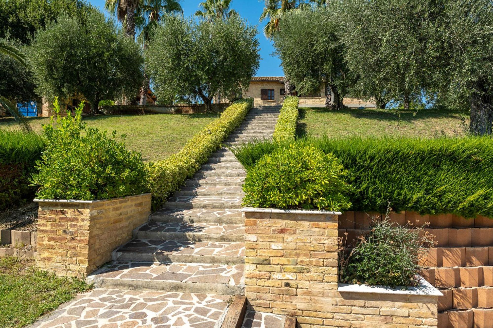 Villa Iulia - Vibra Controguerra المظهر الخارجي الصورة